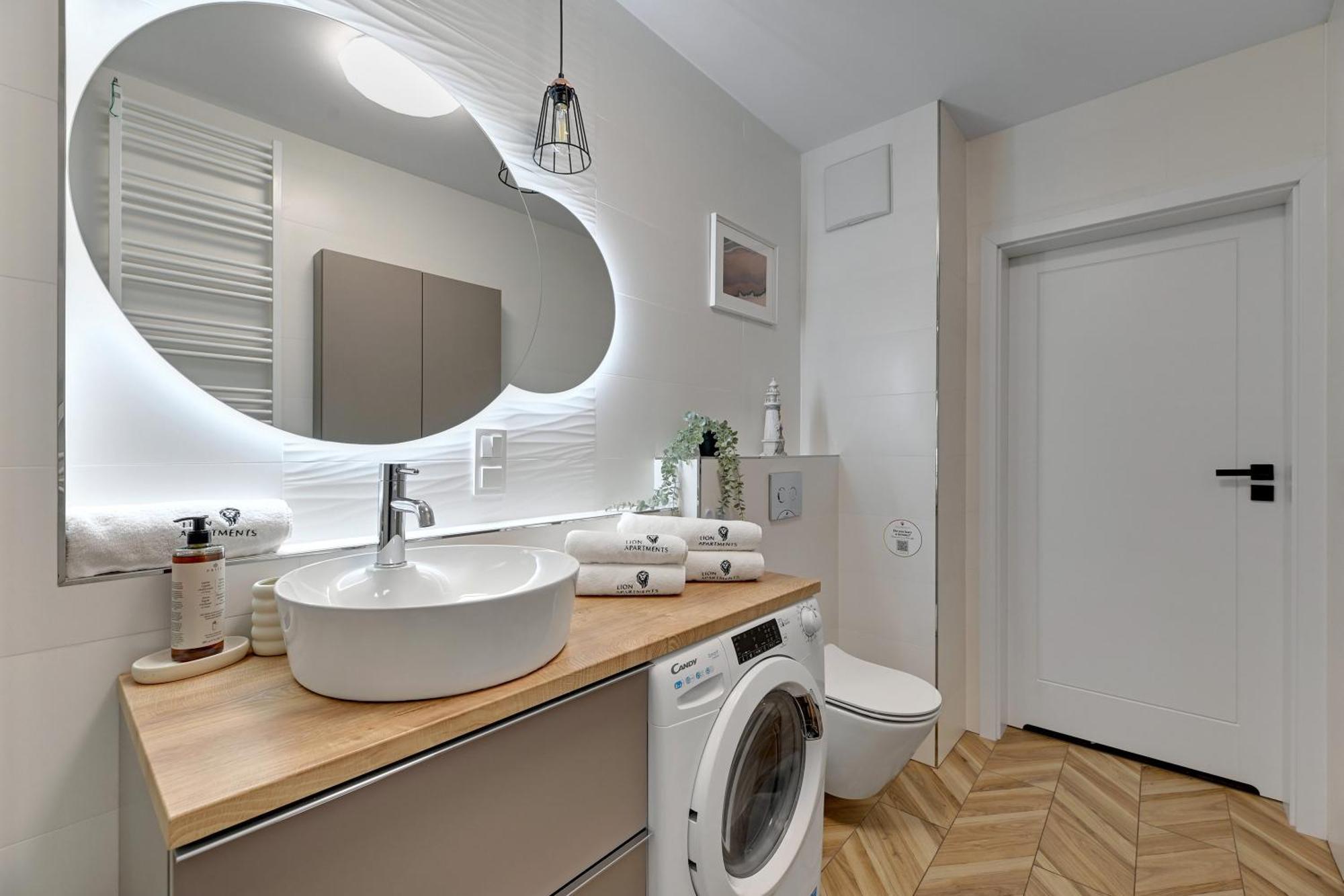 Baltic Sea Letnica Apartments With Parking By Lion Apartments Gdańsk Eksteriør billede